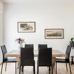 Apartamento Piazza Roma - The House Of Travelers Como