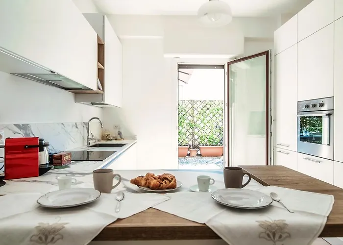Piazza Roma - The House Of Travelers Apartament Como