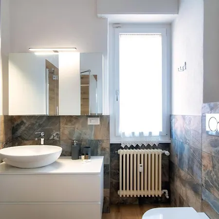 Apartment Piazza Roma - The House Of Travelers