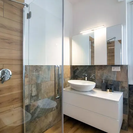 Piazza Roma - The House Of Travelers Apartamento Como