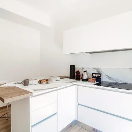 Piazza Roma - The House Of Travelers Apartamento Como