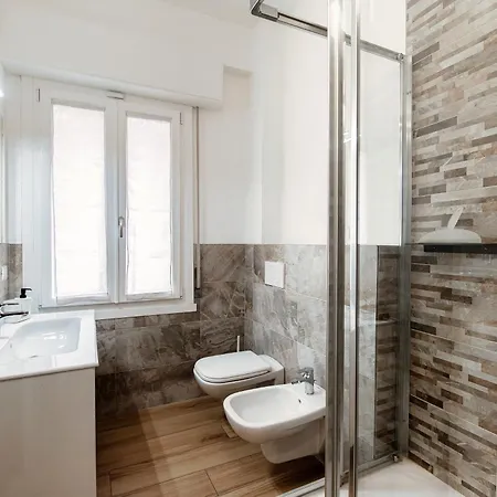 Appartement Piazza Roma - The House Of Travelers *