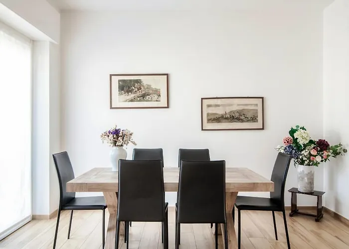 Daire Piazza Roma - The House Of Travelers Como