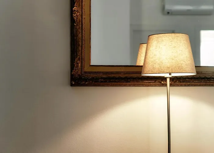 Apartment Piazza Roma - The House Of Travelers