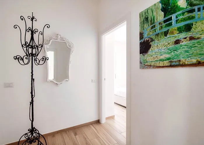 Piazza Roma - The House Of Travelers *