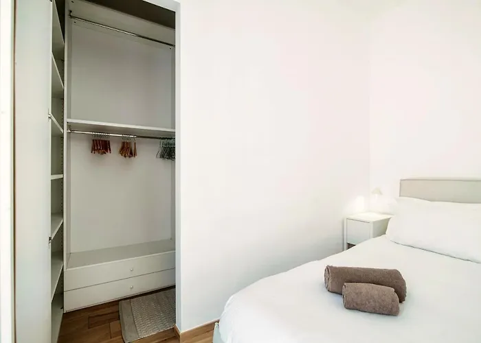 Piazza Roma - The House Of Travelers Como