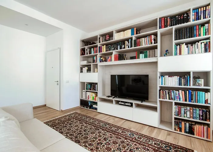 Piazza Roma - The House Of Travelers Apartment Como