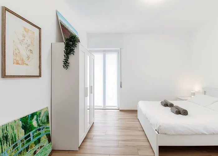 Piazza Roma - The House Of Travelers *