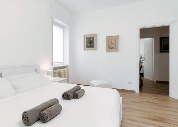 Apartment Piazza Roma - The House Of Travelers Como