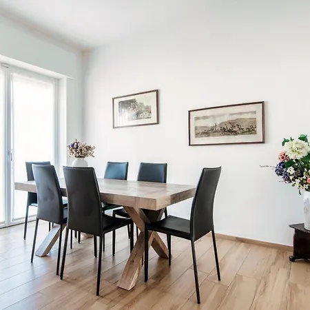 Apartmán Piazza Roma - The House Of Travelers Como