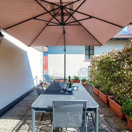 Piazza Roma - The House Of Travelers *