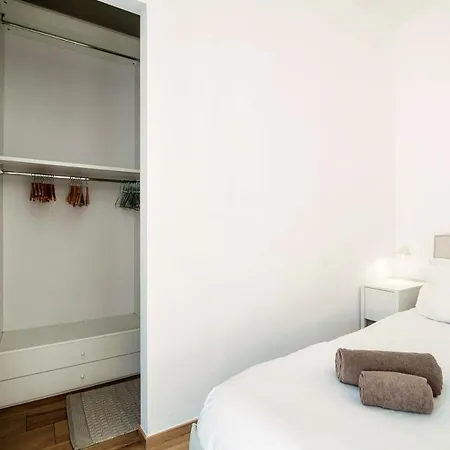 Piazza Roma - The House Of Travelers Como